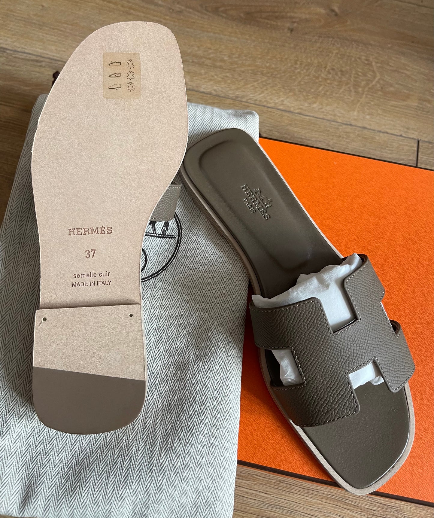 [HERMÈS] Sandals Oran / Étoupe / Size 37