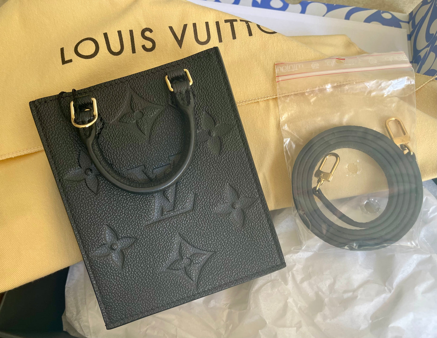 [Louis Vuitton] Bolso de hombro Petit Sac Plat / Noir