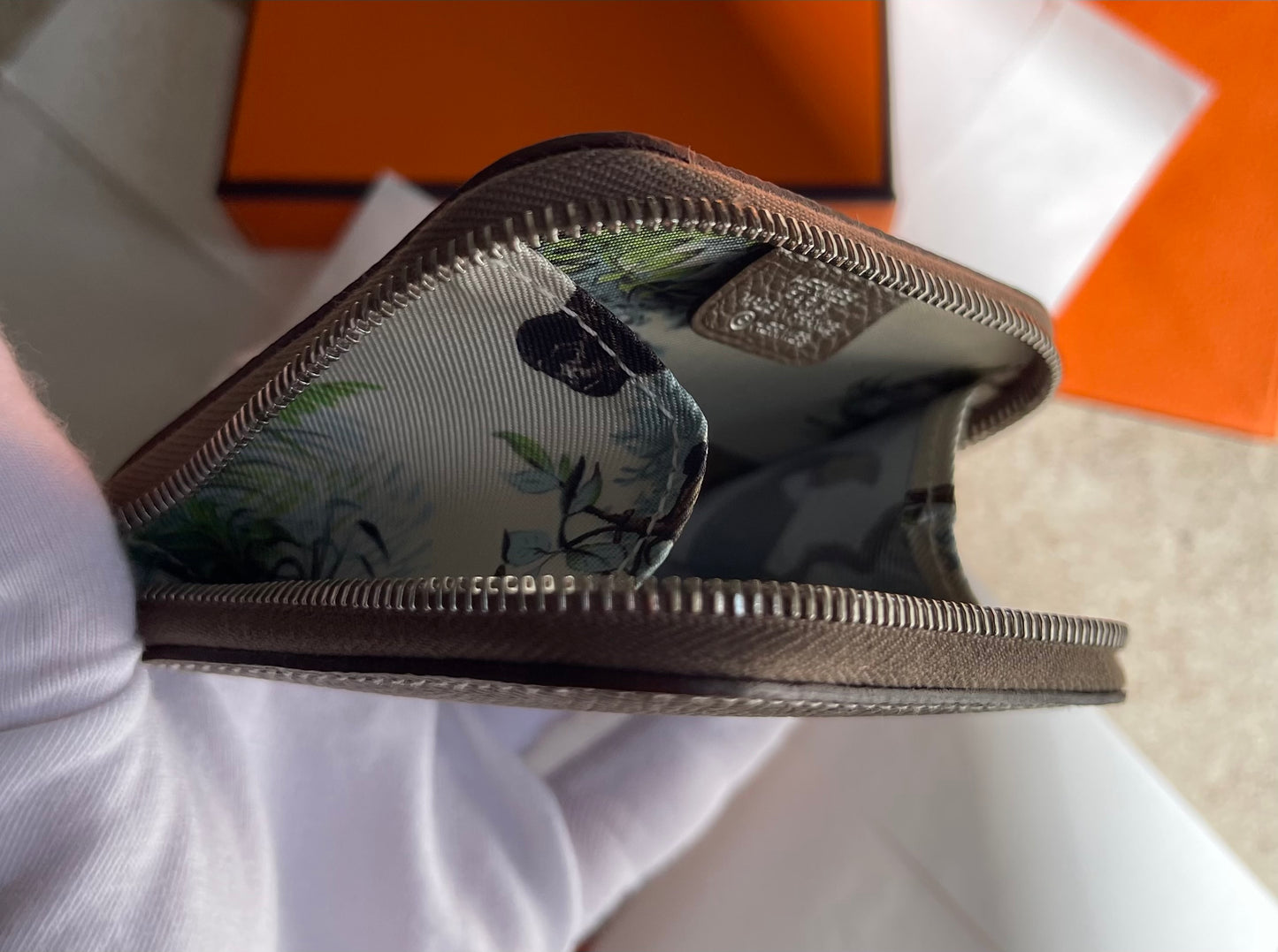 [HERMÈS] Coin case/wallet "Silk'In" / Etoupe